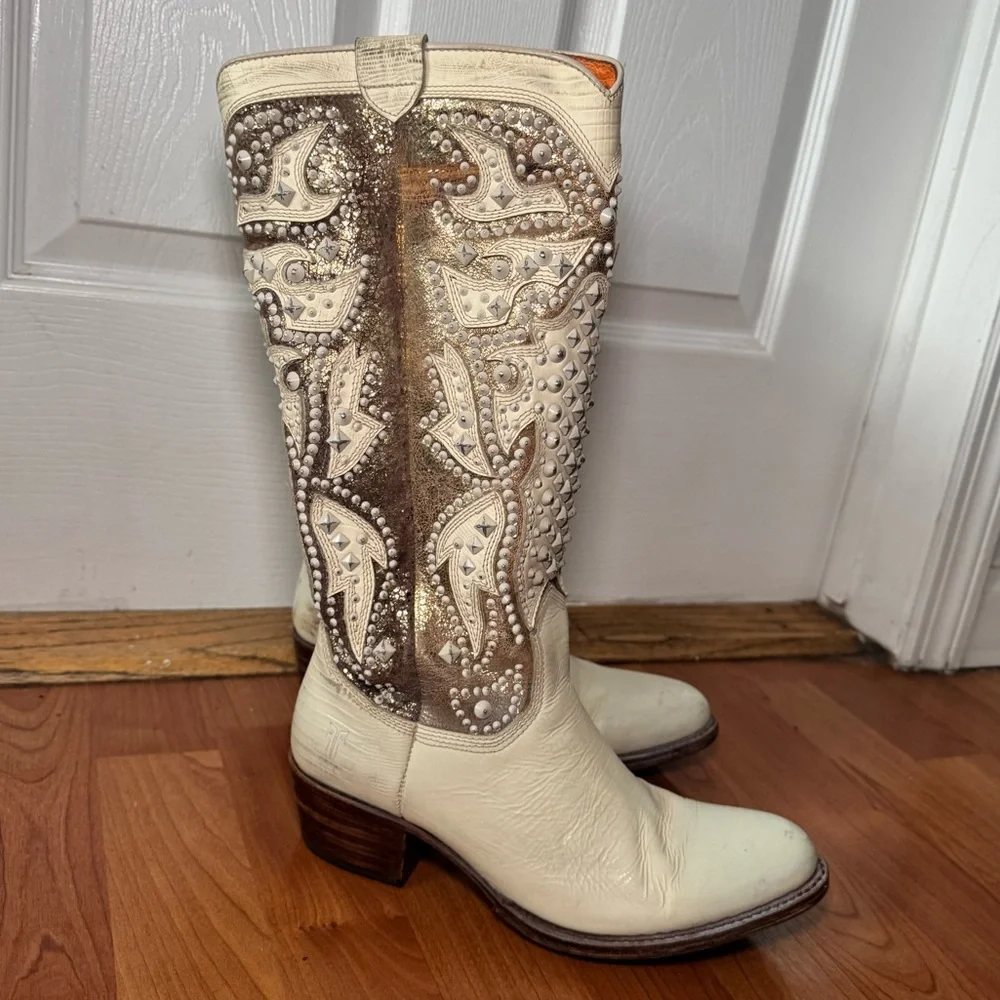FRYE Off White Handmade Studded Genuine Leather Western Boots 🤍 - Picture 14 of 15